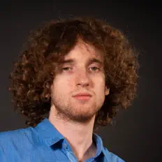 Listen to יואש, watch music videos, read bio, see tour dates & more!