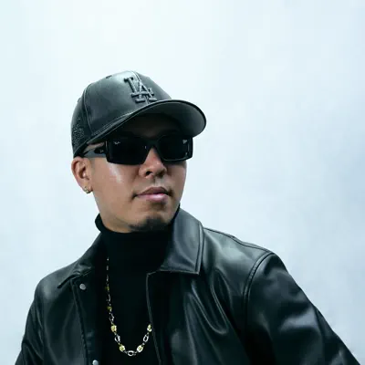 Listen to Daiki Blunt, watch music videos, read bio, see tour dates & more!