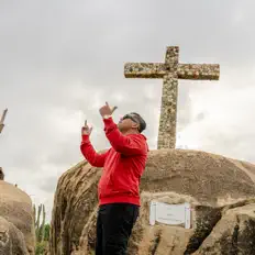 Airon Music सुनें, म्यूज़िक वीडियो देखें, बायो पढ़ें, दौरे की तारीखें और बहुत कुछ देखें!