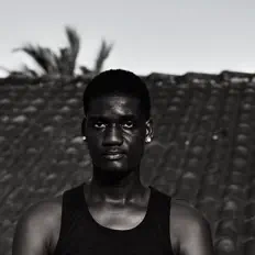 Escucha a Kobby Jaey, mira videos musicales, lee su biografía, consulta las fechas de las gira y más.