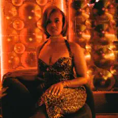 Ascolta Harmony Harris, guarda video musicali, leggi la biografia, vedi le date del tour & altro!