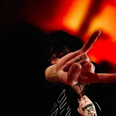 Luister naar KEDAVER, bekijk muziekvideo's, lees de bio, bekijk de tourdata, en meer!