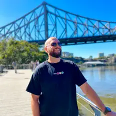 Ouça redfield, assista a videoclipes, leia a biografia, veja as datas das turnês e mais!