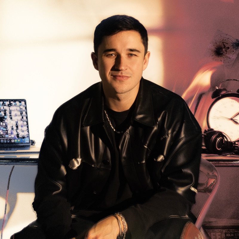 Make Me Feel (Extended Mix)