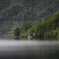 undefined을(를) 듣고, 뮤직 비디오를 보고, 약력을 읽고, 투어 일정 등을 확인하세요!