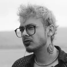 收听 Utkarsh RaJ、观看音乐视频、阅读小传、查看巡演日期等 ！