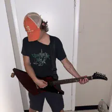 Peter Dark을(를) 듣고, 뮤직 비디오를 보고, 약력을 읽고, 투어 일정 등을 확인하세요!