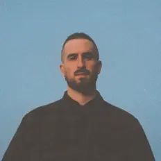 Ascolta Luca Fogale, guarda video musicali, leggi la biografia, vedi le date del tour & altro!
