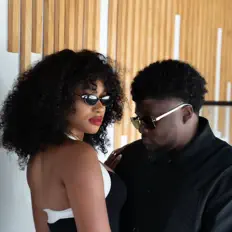 Listen to Yah Yah & Domo, watch music videos, read bio, see tour dates & more!