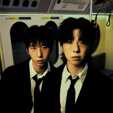 聆聽 t024、觀看音樂影片、閱讀小傳、查看巡演日期等！