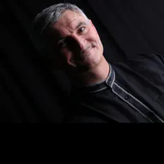 Dengarkan Denis Delcroix, tonton video musik, baca bio, lihat tanggal tur & lainnya!