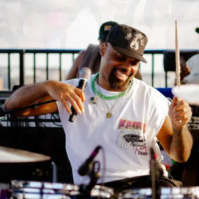 Listen to Jamal Moore & Band Electrik, watch music videos, read bio, see tour dates & more!