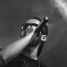 Listen to 7EVENDEE, watch music videos, read bio, see tour dates & more!