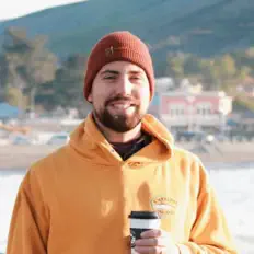 John Shaw सुनें, म्यूज़िक वीडियो देखें, बायो पढ़ें, दौरे की तारीखें और बहुत कुछ देखें!