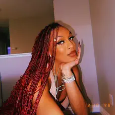 Escucha a Baby Bougie, mira vídeos musicales, lee la biografía, consulta fechas de giras y mucho más.