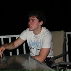 Dengarkan Lil Lake, tonton video musik, baca bio, lihat tanggal tur & lainnya!