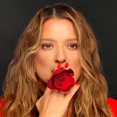 聆聽 Наталія Могилевська、觀看音樂影片、閱讀小傳、查看巡演日期等！