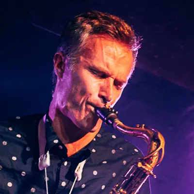 Listen to Bob Reynolds, watch music videos, read bio, see tour dates & more!