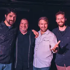 收听 Robb Justice Band、观看音乐视频、阅读小传、查看巡演日期等 ！