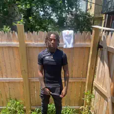 收听 Von Lucas、观看音乐视频、阅读小传、查看巡演日期等 ！