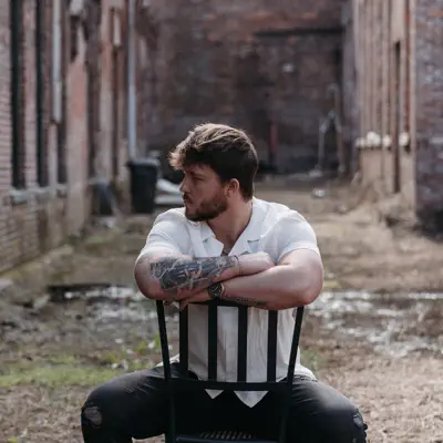 Listen to Jagger Whitaker, watch music videos, read bio, see tour dates & more!