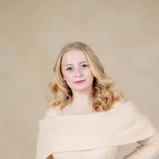 Mariah McKnight을(를) 듣고, 뮤직 비디오를 보고, 약력을 읽고, 투어 일정 등을 확인하세요!