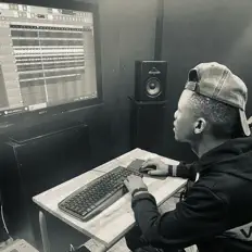 MfanoMunyane: песни, клипы, биография, даты выступлений и многое другое.