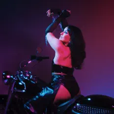 Hör dir charly haze an, schau dir Musikvideos an, lies die Biografie, finde Tourdaten und mehr!