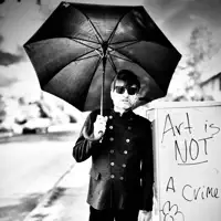 undefinedを聴いたり、ミュージックビデオを鑑賞したり、経歴やツアー日程などを確認したりしましょう！