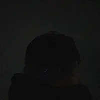 undefinedを聴いたり、ミュージックビデオを鑑賞したり、経歴やツアー日程などを確認したりしましょう！