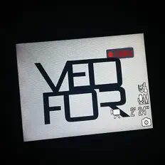 veoforを聴いたり、ミュージックビデオを鑑賞したり、経歴やツアー日程などを確認したりしましょう！