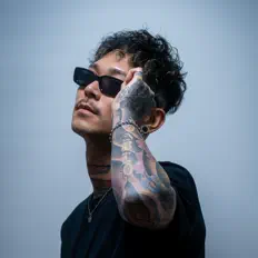 Dengarkan DIABLO, tonton video musik, baca bio, lihat tanggal tur & lainnya!