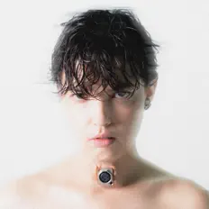 Ouça Green T, assista a videoclipes, leia a biografia, veja as datas das turnês e mais!