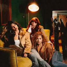 Escucha a Bella Dose, mira videos musicales, lee su biografía, consulta las fechas de las gira y más.