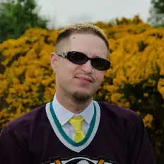 Zoran Brankoを聴いたり、ミュージックビデオを鑑賞したり、経歴やツアー日程などを確認したりしましょう！