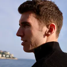 Listen to Sean Quinn, watch music videos, read bio, see tour dates & more!