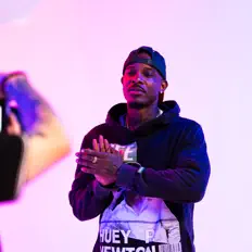 Ouça Moosie Wins, assista a videoclipes, leia a biografia, veja as datas das turnês e mais!