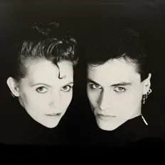 Escucha a Paso Doble, mira videos musicales, lee su biografía, consulta las fechas de las gira y más.