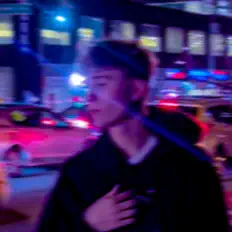 收听 Micah Warren、观看音乐视频、阅读小传、查看巡演日期等 ！