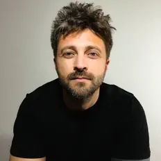 聆聽 Mike Langs、觀看音樂影片、閱讀小傳、查看巡演日期等！