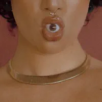 Hör dir undefined an, schau dir Musikvideos an, lies die Biografie, finde Tourdaten und mehr!