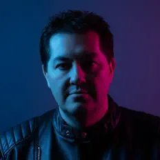 Poslechněte si interpreta Polar (MX), sledujte hudební videa, přečtěte si životopis, podívejte se na data turné a další informace.