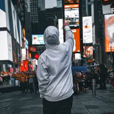 SteelStepを聴いたり、ミュージックビデオを鑑賞したり、経歴やツアー日程などを確認したりしましょう！