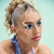 Listen to Gia Darcy, watch music videos, read bio, see tour dates & more!