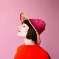 undefined을(를) 듣고, 뮤직 비디오를 보고, 약력을 읽고, 투어 일정 등을 확인하세요!
