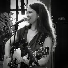 Still Crystal을(를) 듣고, 뮤직 비디오를 보고, 약력을 읽고, 투어 일정 등을 확인하세요!