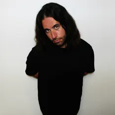 收听 Rimsk33、观看音乐视频、阅读小传、查看巡演日期等 ！