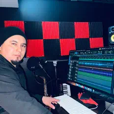 Escucha a Astillo, mira videos musicales, lee su biografía, consulta las fechas de las gira y más.