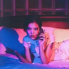 Ouça NÂN, assista a videoclipes, leia a biografia, veja as datas das turnês e mais!
