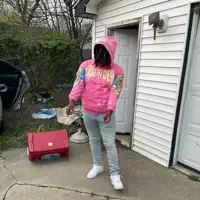 Posłuchaj wykonawcy undefined, obejrzyj teledyski, przeczytaj biografię, zobacz daty tras koncertowych i nie tylko!